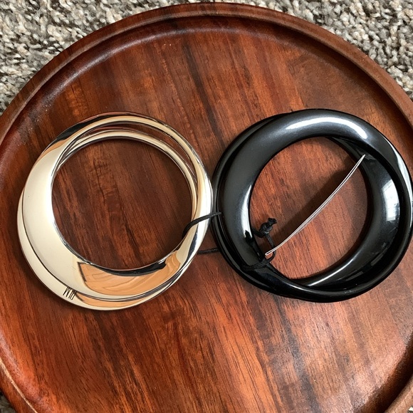 NWT Robert Lee Morris silver tone and black set of 4 bangles - Picture 3 of 5